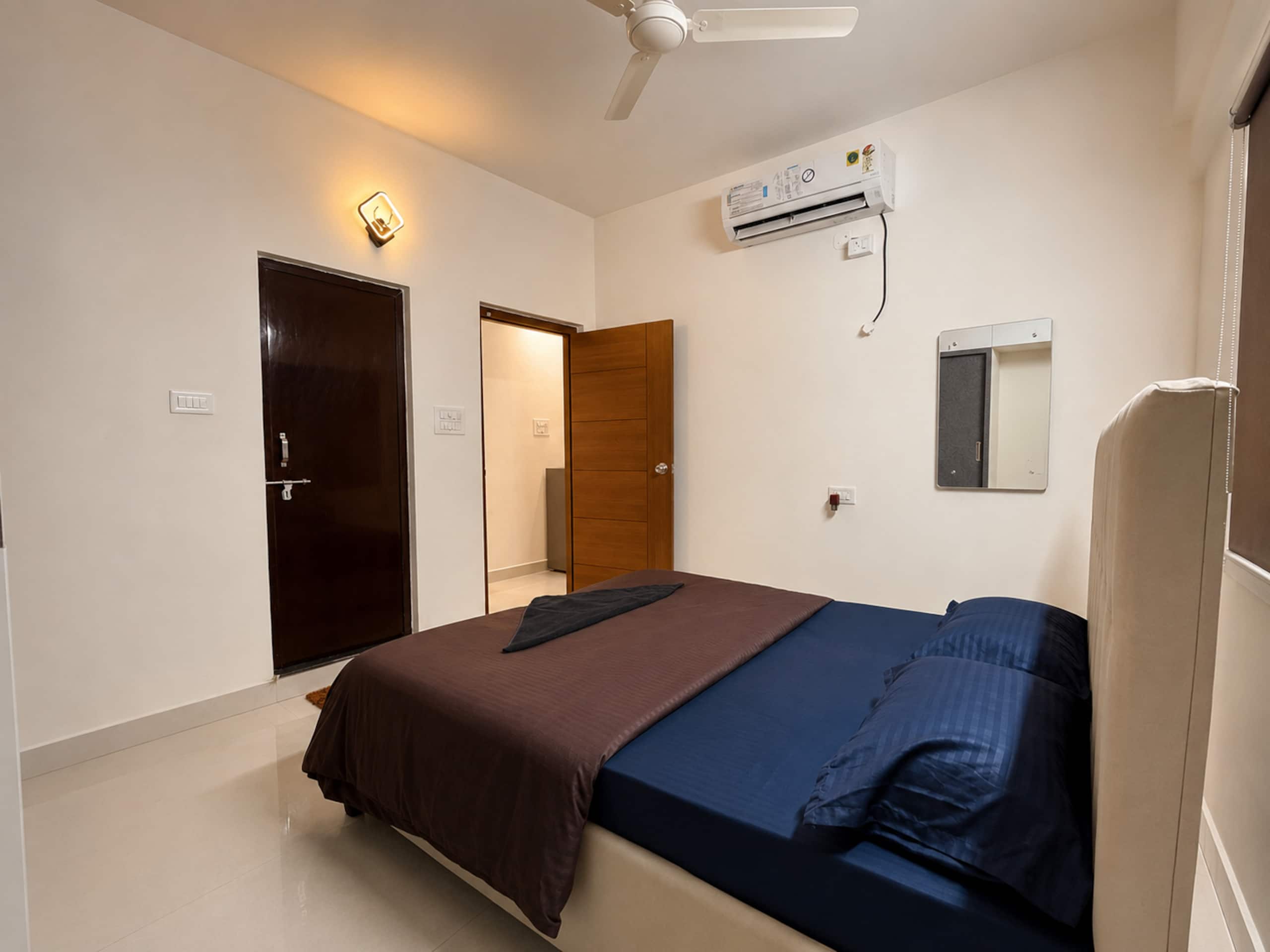 Cozy Calm Olive 2BHK Financial District ISB - Tap to explore photos