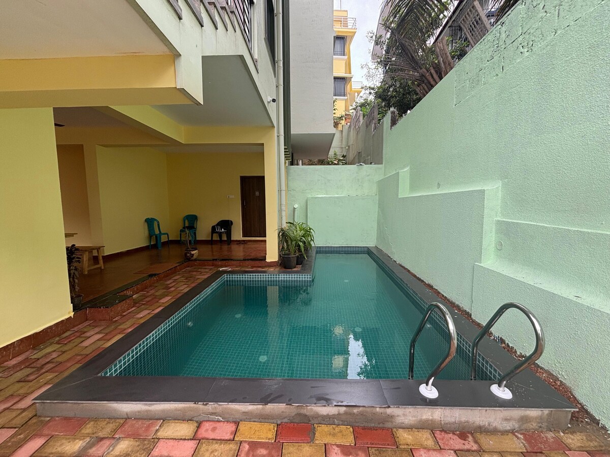 The Cross Villa by Kutir Homestay. - Tap to explore photos