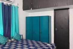 Feel at Home Hostel Near DLF