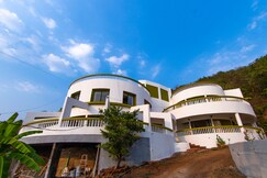 Villa Infinity By The Sea