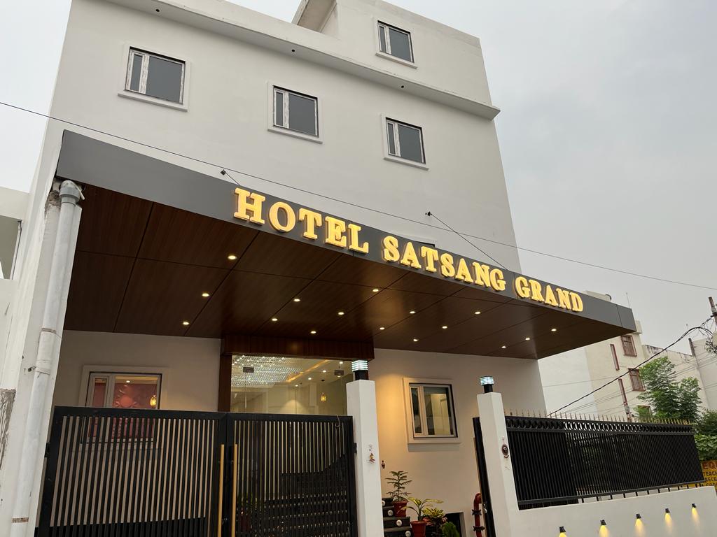 Hotel Satsang Grand - Tap to explore photos