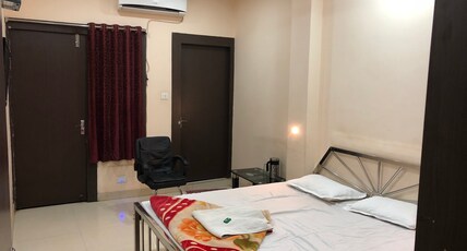 Hotel Sun Shine Room Type - DELUXE NON A/C ROOM