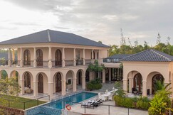 LohooStays Villa Sacri Borod Hill 8-4 Bedroom