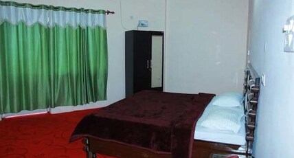 Hotel Anshdeep Palace Room Type - Deluxe A.C