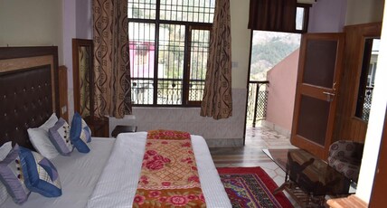 Hotel Himalayan Paradise Room Type - Deluxe Room