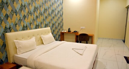 KR HOTEL & RESORT Room Type - Super Deluxe (Free Pickup and Drop from Railway Station or Bus Stand)