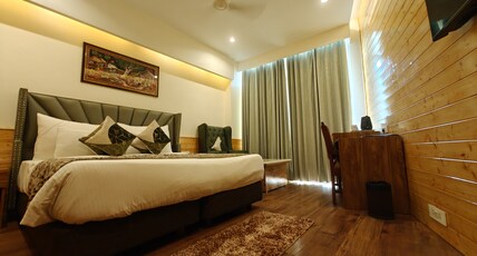 Wood Creek Resort & Spa Room Type - Poolside Valley View Deluxe room With Balcony (First Floor)