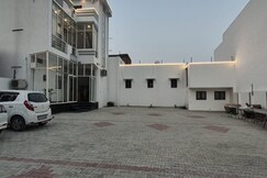 Hotel Shri Ram Shankar