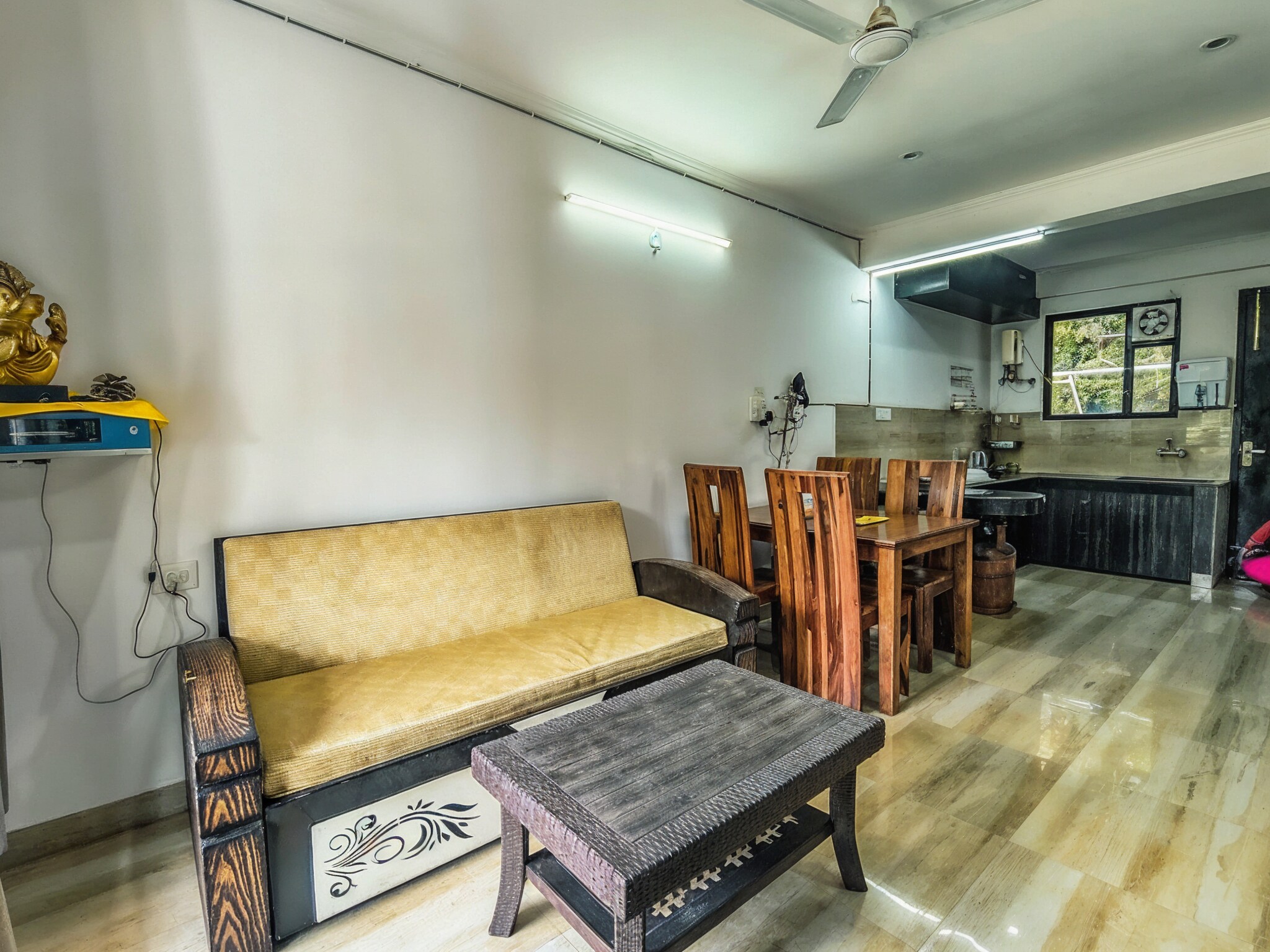 Valewood Cottage 3BR in Shyamkhet by Homeyhuts - Tap to explore photos