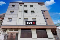 Super Hotel O Delhi Meerut Expressway Makanpur Formerly Crystal 24