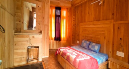 Himalayan Pine Room Type - Deluxe Room