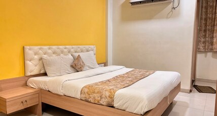 HOTEL TIRUPATI CROWN Room Type - Super Deluxe Room HOTEL TIRUPATI CROWN Room Type - Super Deluxe Room