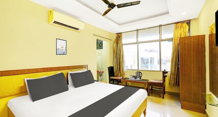 Hotel O Padmavathi Puram Near Railway Station Room Type - Classic with Twin Bed