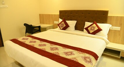 Onella Regency Room Type - Deluxe Room