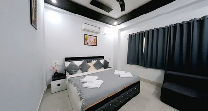 Hotel Micasa Room Type - Luxury Room with City View