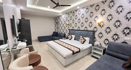 Tirupati Hotel Room Type - FAMILY ROOM WITH BALCONY