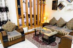 2.5 BHK Premium Villa in Mansarovar