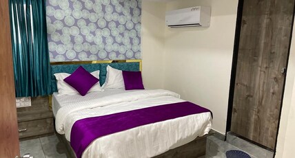 HOTEL KARNAVATI Room Type - Deluxe Ac