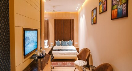 Hotel PSK Pride Room Type - 3 Bedded family Suite Room Hotel PSK Pride Room Type - 3 Bedded family Suite Room