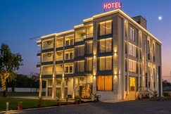Hotel & Resort  Shrestha Paradise