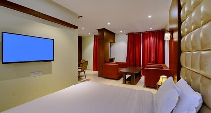 Hotel Mahendra Room Type - Royal Suite Room