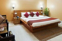Hotel Komal Residency 2