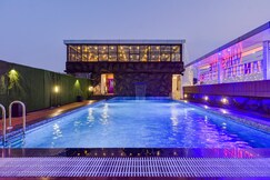 Rooms of Treebo Winsome Resort With Swimming Pool