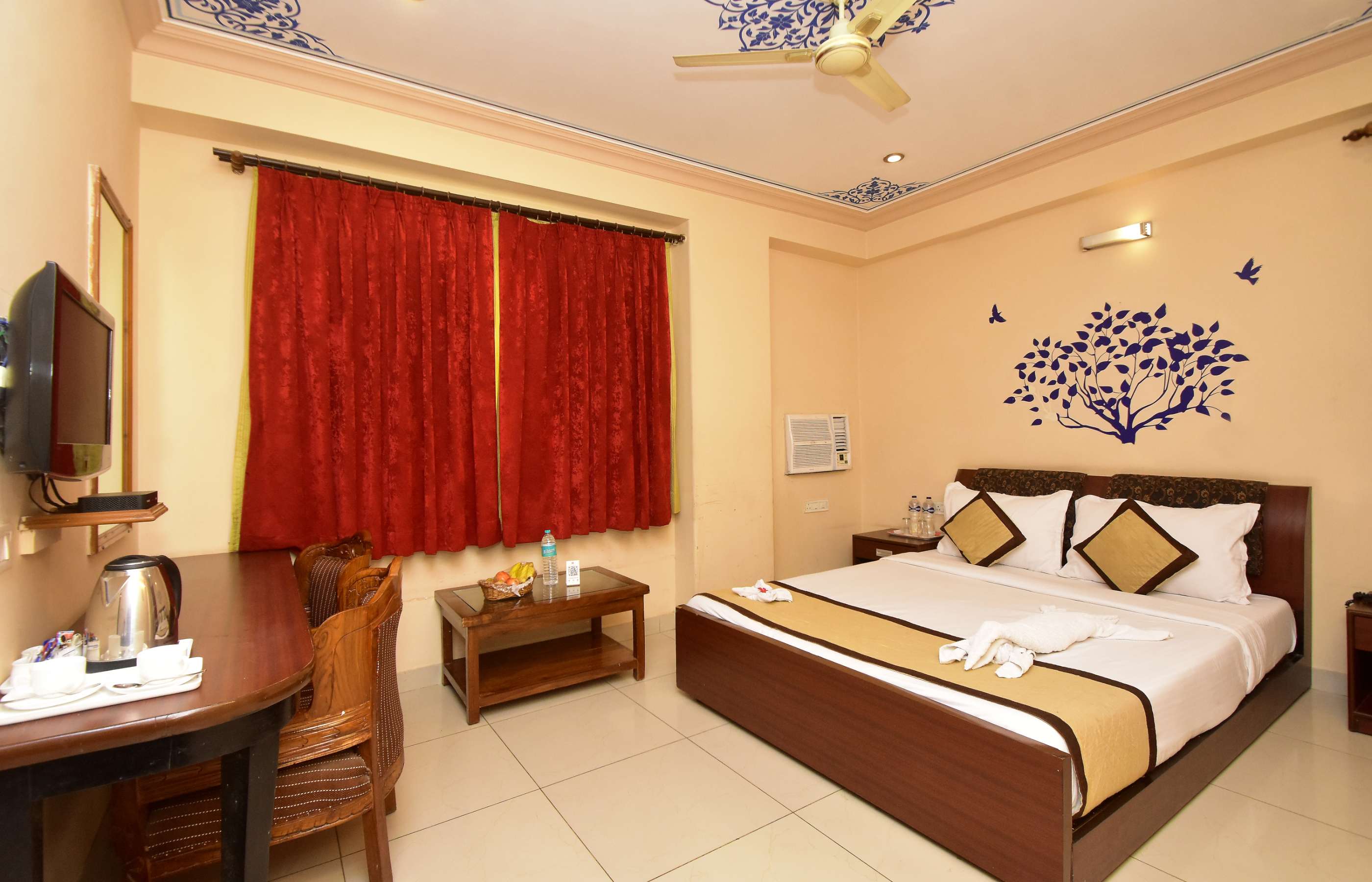 Hotel Amer City Heritage - Tap to explore photos