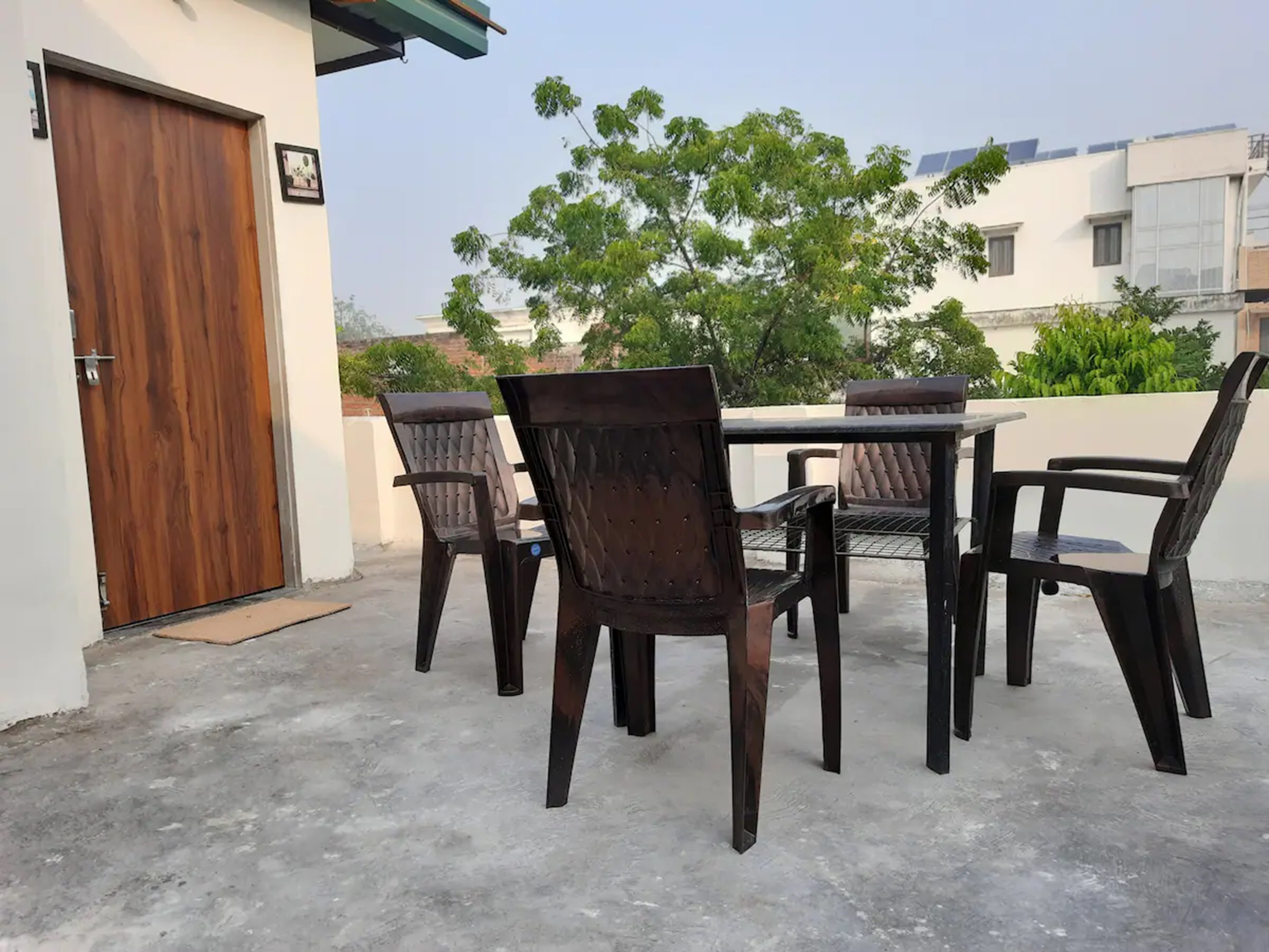 Leisure 2 Aashirwad Homestay - Tap to explore photos