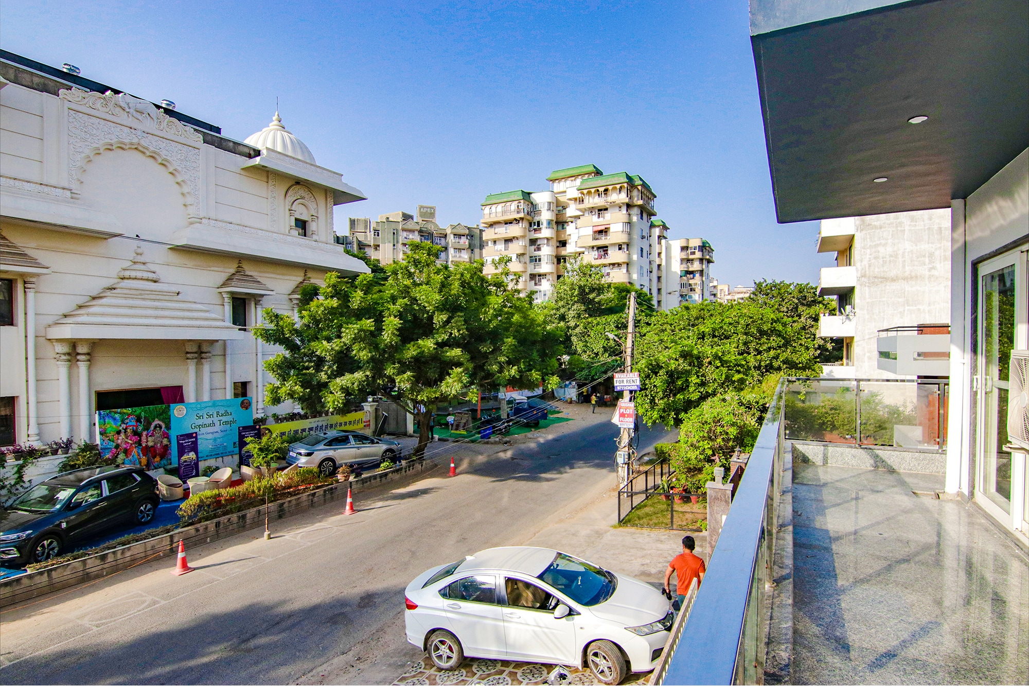 Homefort Stays, Millennium City Centre Gurugram - Tap to explore photos