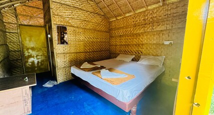 Wander lust hampi, Hampi Room Type - Delux double room
