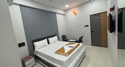 Hotel Mojito Room Type - Delux Ac Room