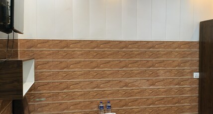 Hotel Samiksha Room Type - Triple Room With Private Bathroom