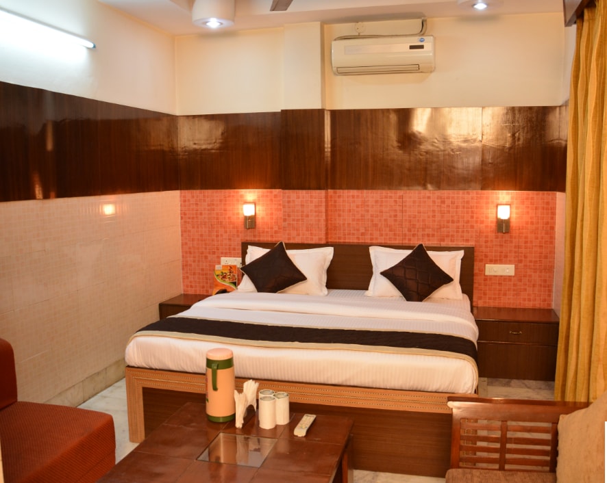 HOTEL SARTAJ - Tap to explore photos