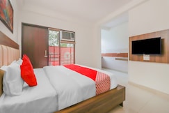 Hotel O Lake Residency