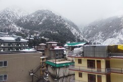 Sandeep Homestay | Mountain View Rooms