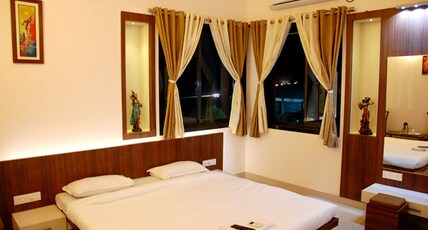 HOTEL MAHENDRA Room Type - Classic Suite