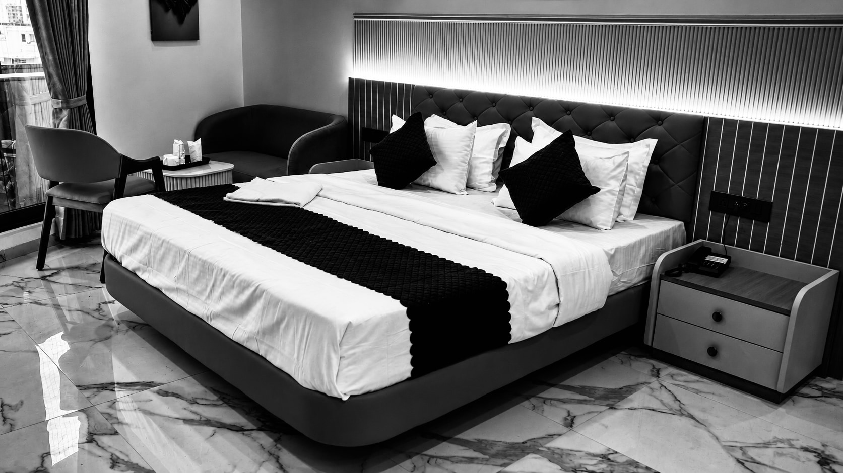 HOTEL YAGNIK INN - Tap to explore photos