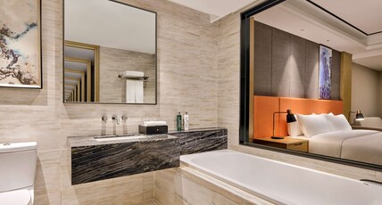 Hilton Garden Inn Wuhan Hankou Room Type - KING DELUXE ROOM
