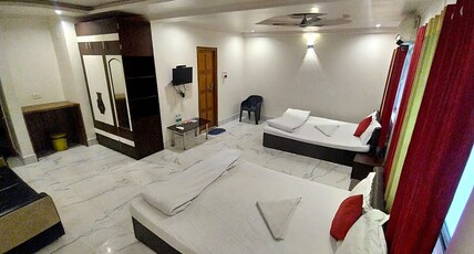 Madhu Mamata Hotels & Resorts Room Type - Deluxe Four Bed