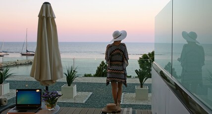 Crowne Plaza Limassol Room Type - 1 King Upgraded Premium Sea View Terrace