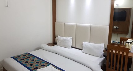 Hotel Doon Regency Room Type - AC LUXURY ROOM
