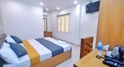 Lavender Arcade Room Type - Deluxe Room