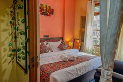 Cultural Escape in 2BHK flat Near Ghats  Starbucks