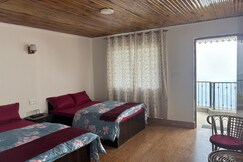 Guras Homestay Chimney