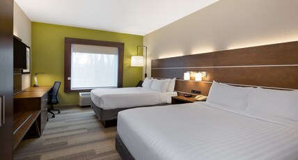 Holiday Inn Express ELLENSBURG Room Type - 2 Double Bed Comm Access Roll Shower