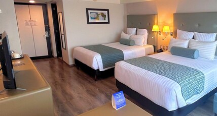 Best Western Plus Gran Hotel Morelia Room Type - 2 Queen Beds, Non-Smoking, Executive Level