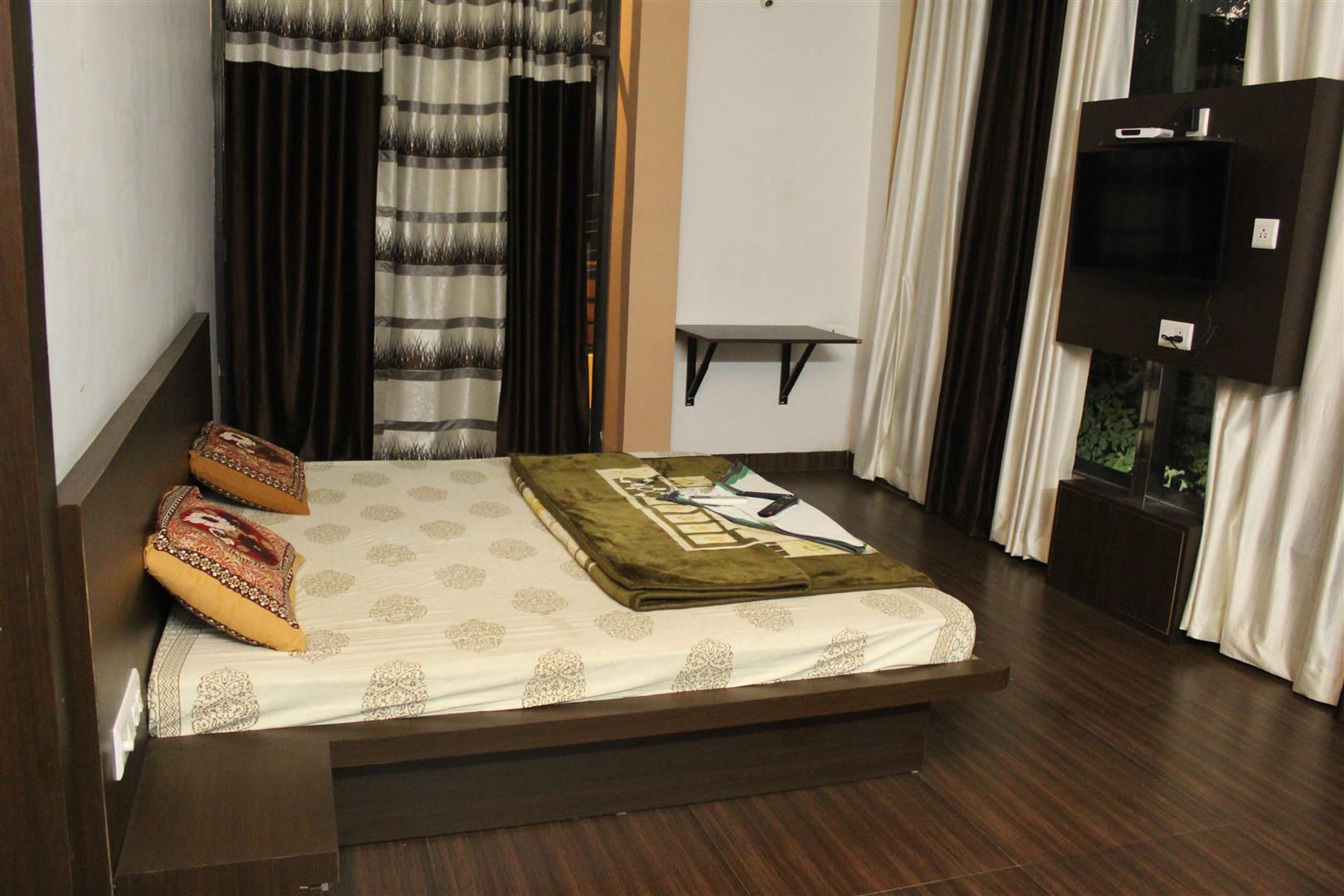 Hotel Rewa Residency - Tap to explore photos