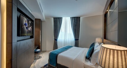 Omega Hotel, Bur Dubai Room Type - Standard Room with Bathtub