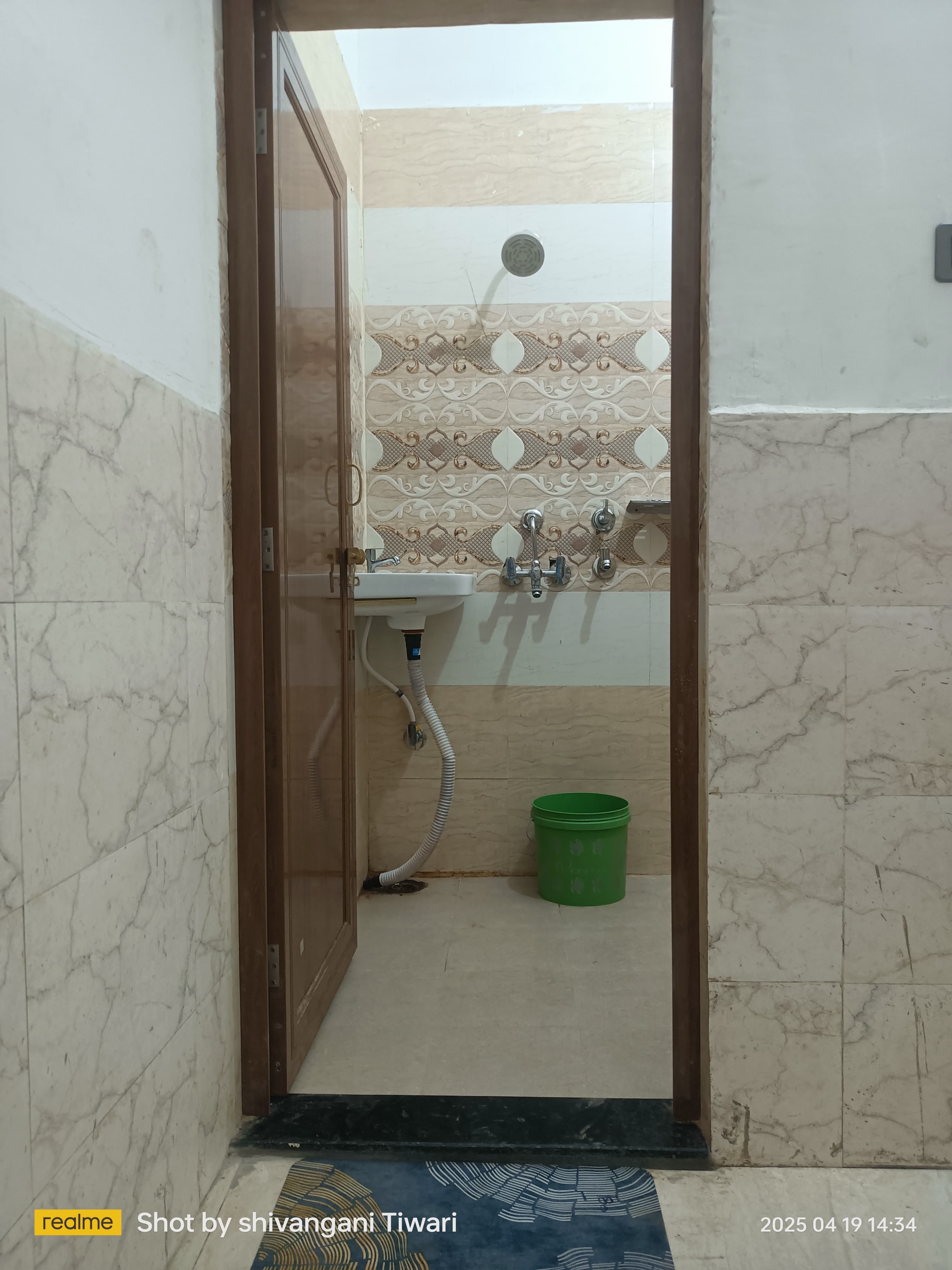 Rama's Residency - Tap to explore photos